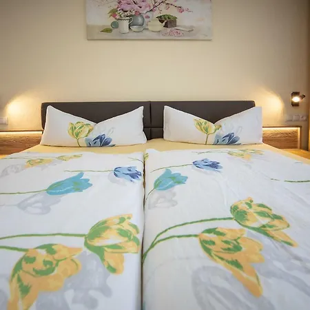 فندق مبيت وإفطار Gaestehaus Marco